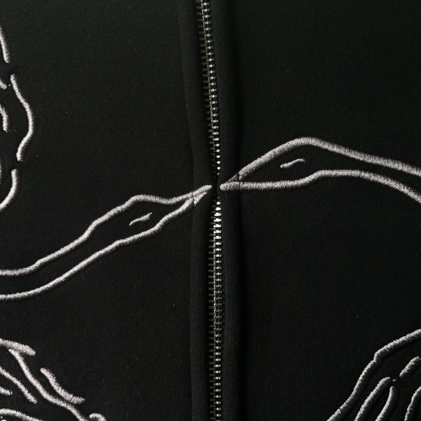 BIRDS ZIP HOODIE